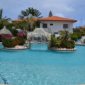 Seru Coral Resort Studio 16