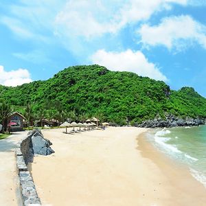 Cat Ba Beach Resort